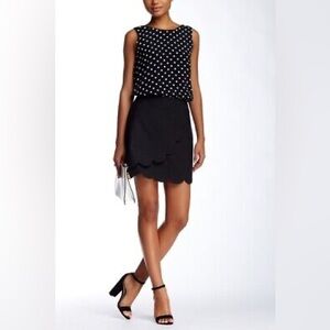 1. State black scalloped skirt M